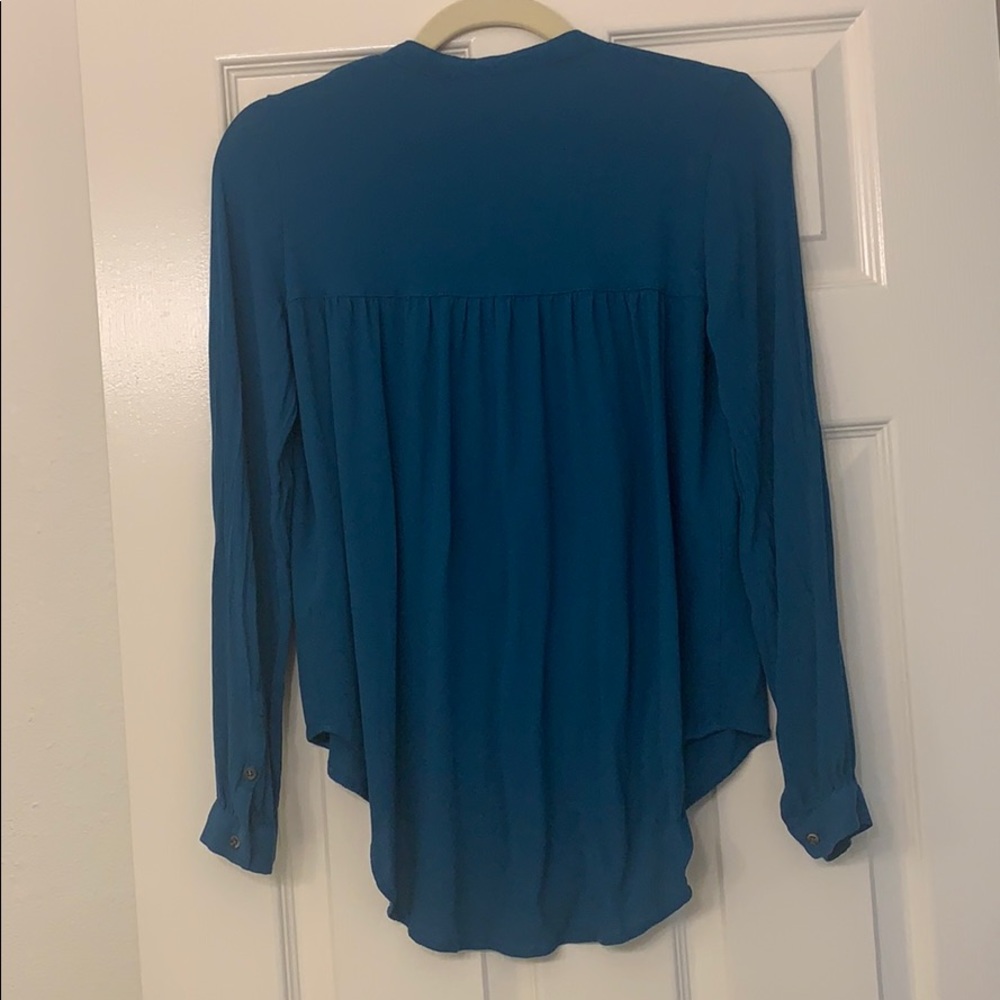 H&M blouse - Picture 3 of 3